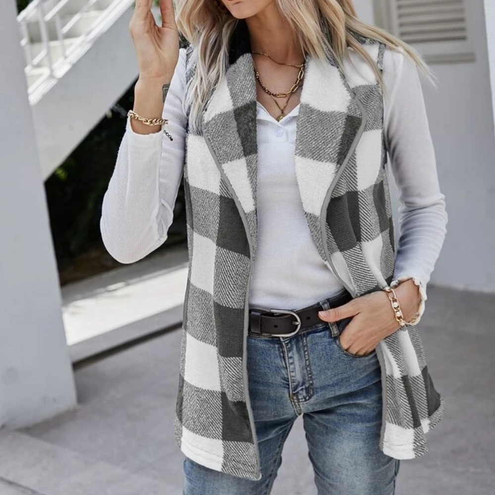 Teddy shearling waterfall open vest jack coat plaid buffalo black white - Picture 3 of 9